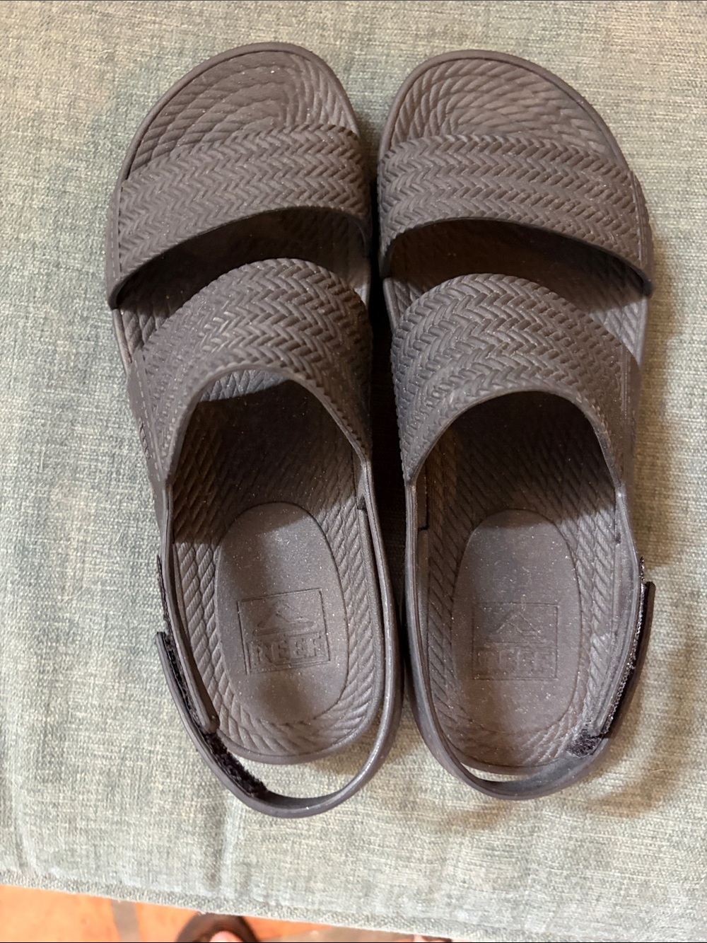 Reef womens Dark Brown Textured Slide Sandals